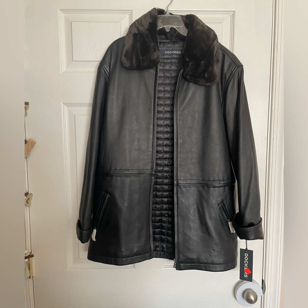 Dockers Black Leather Coat with Dark Brown Removable Fur Collar Small Vintage